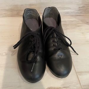 Capezio Unisex Child Tic Tap Toe Tap Shoes Size 2.5